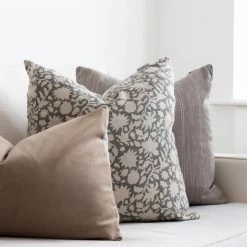 Hudson Home Amelia Flora Natural Cushion