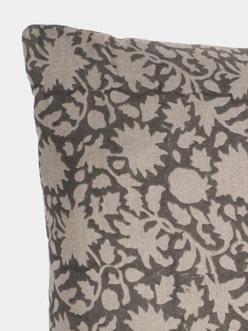 Hudson Home Cushions Amelia Flora Natural Lumbar Cushion