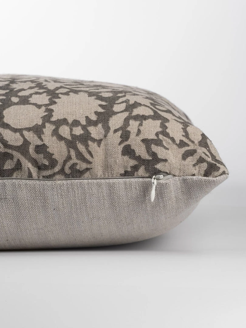 Hudson Home Amelia Flora Natural Cushion