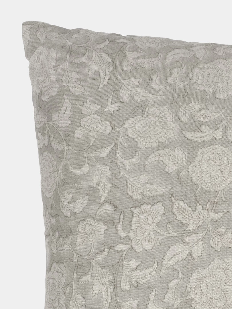 Covercraft Aria Natural Floral Cushion