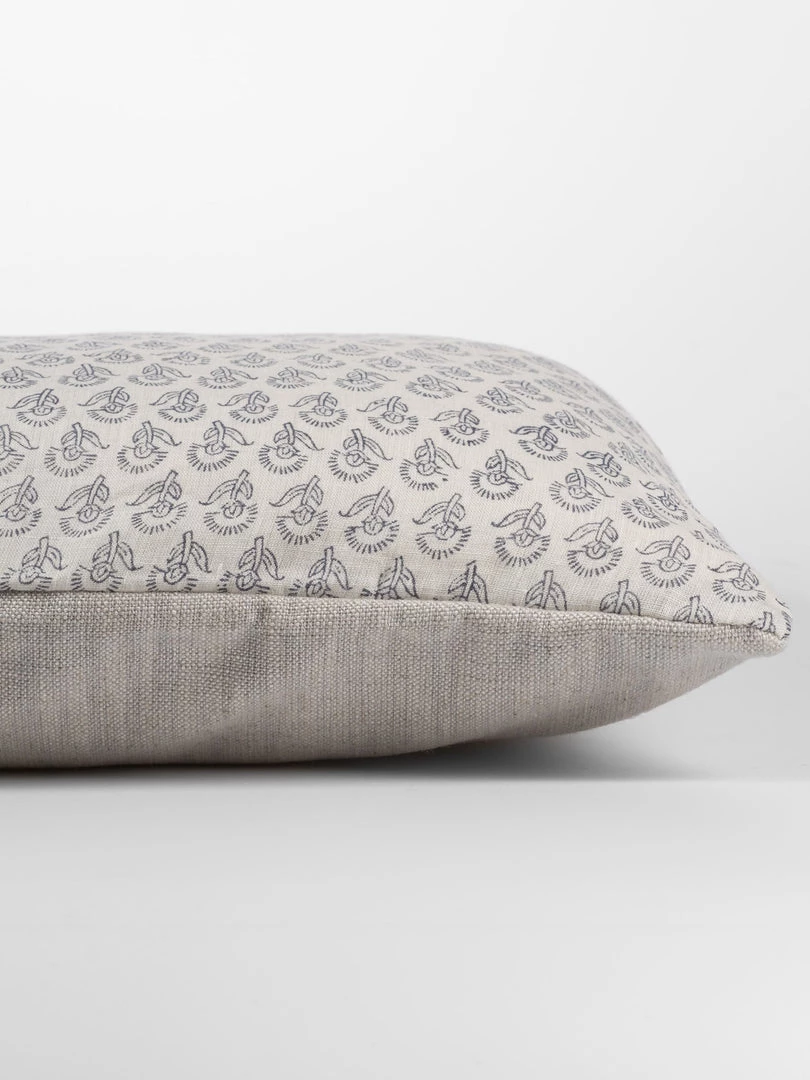 Hudson Home Cushions Juno Indigo Lumbar Cushion