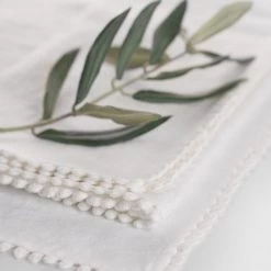 Magic Linen White Linen Bobble Placemats