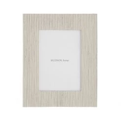 Gallery Direct NON SYNC New Lucinda White Photo Frame