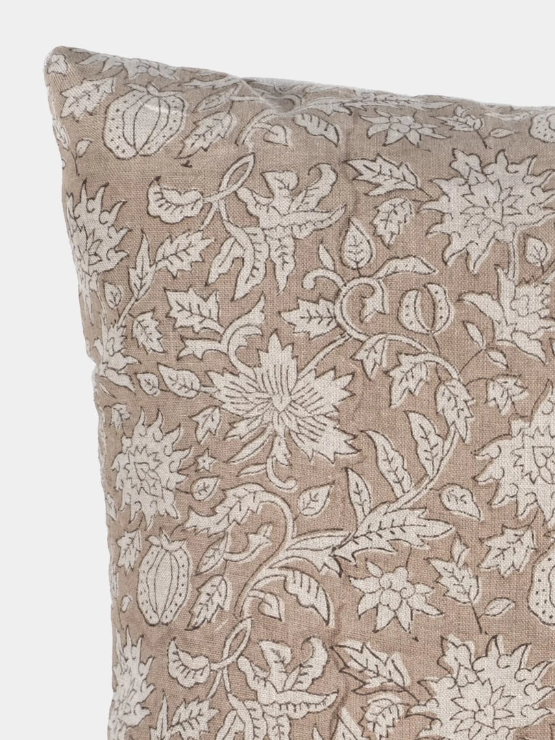 Covercraft Safari Umber Lumbar Cushion Cushions